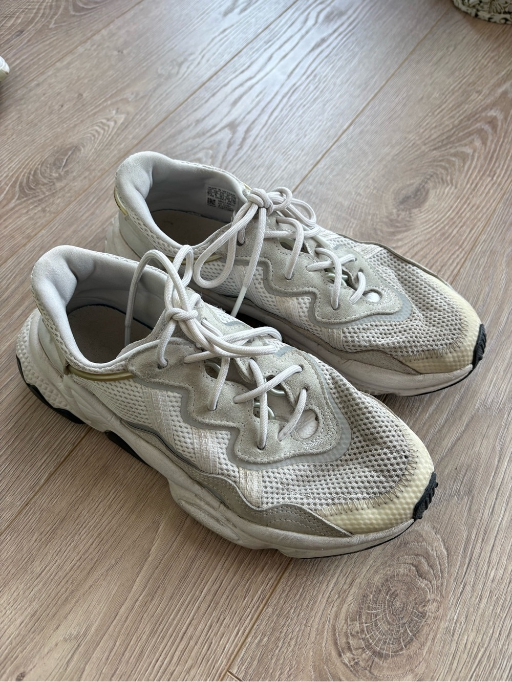 Women adidas sneakers size 6.5